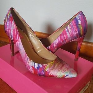 Isaac Mizrahi Watercolor Pumps size 8